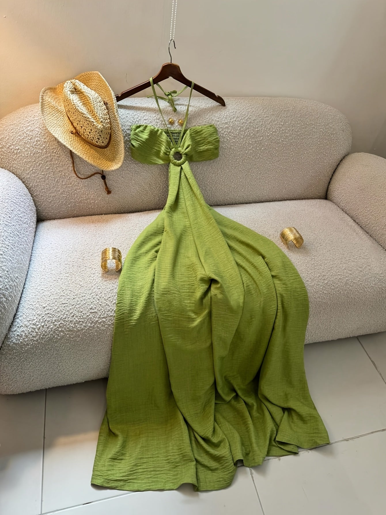 Women's Vacation Style Midi Dress, Sexy Backless Cut-Out Halter Neck Dress, Elegant for Summer Parties ZLLZ