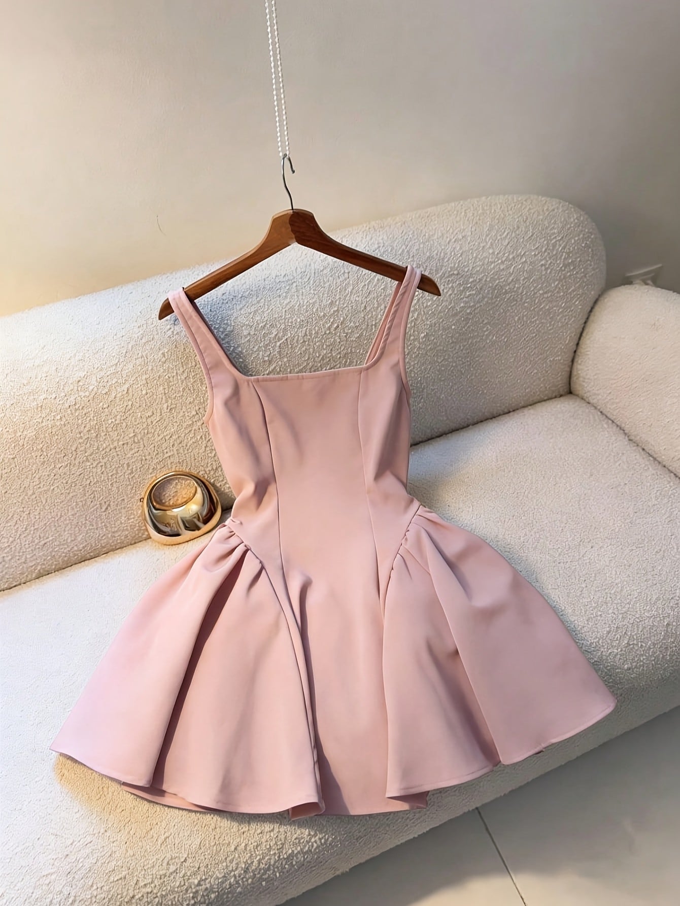 Fashionable Women's New Spring, Summer, and Autumn Style Tank Top Camisole Dress with Back Zipper Design, Comfortable and Simple, Elegant with a Full Skirt Hem, Stylish Hot Outfit